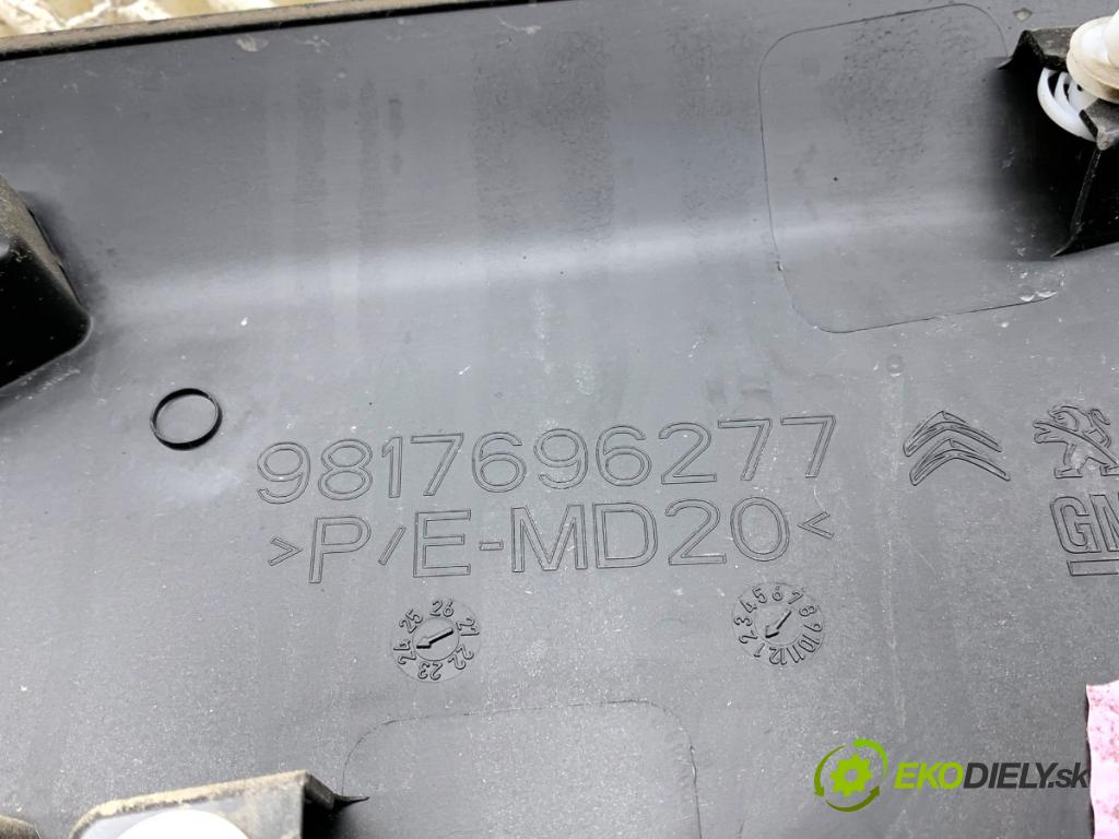 OPEL COMBO D Nadwozie pełne/minivan 2024 81 kW 1.2 1199 lišta dveře pravý přední část 9817696277