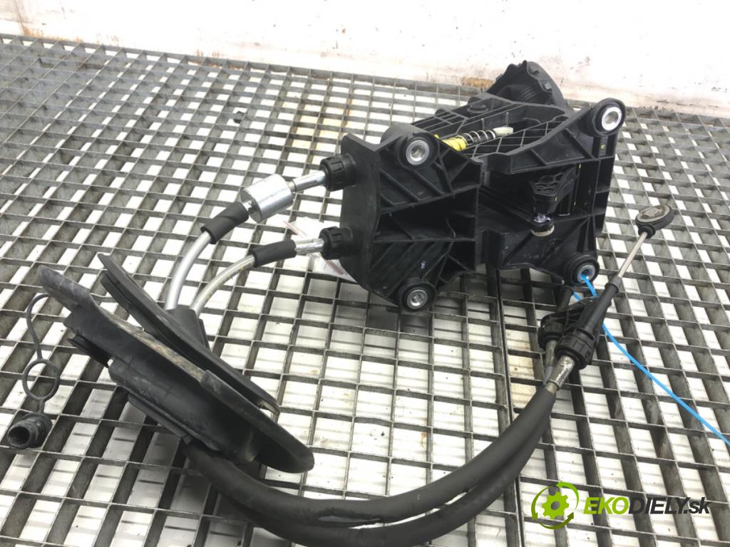 OPEL COMBO D Nadwozie pełne/minivan 2024 81 kW 1.2 1199 Kulisa 9850389980 (Rýchlostná páka (kulisa))