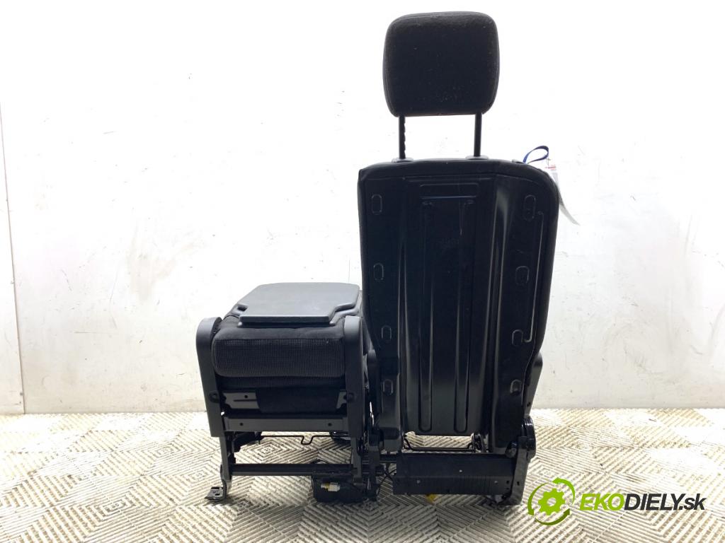 OPEL COMBO D Nadwozie pełne/minivan 2024 81 kW 1.2 1199 Sedadlo pravy predný