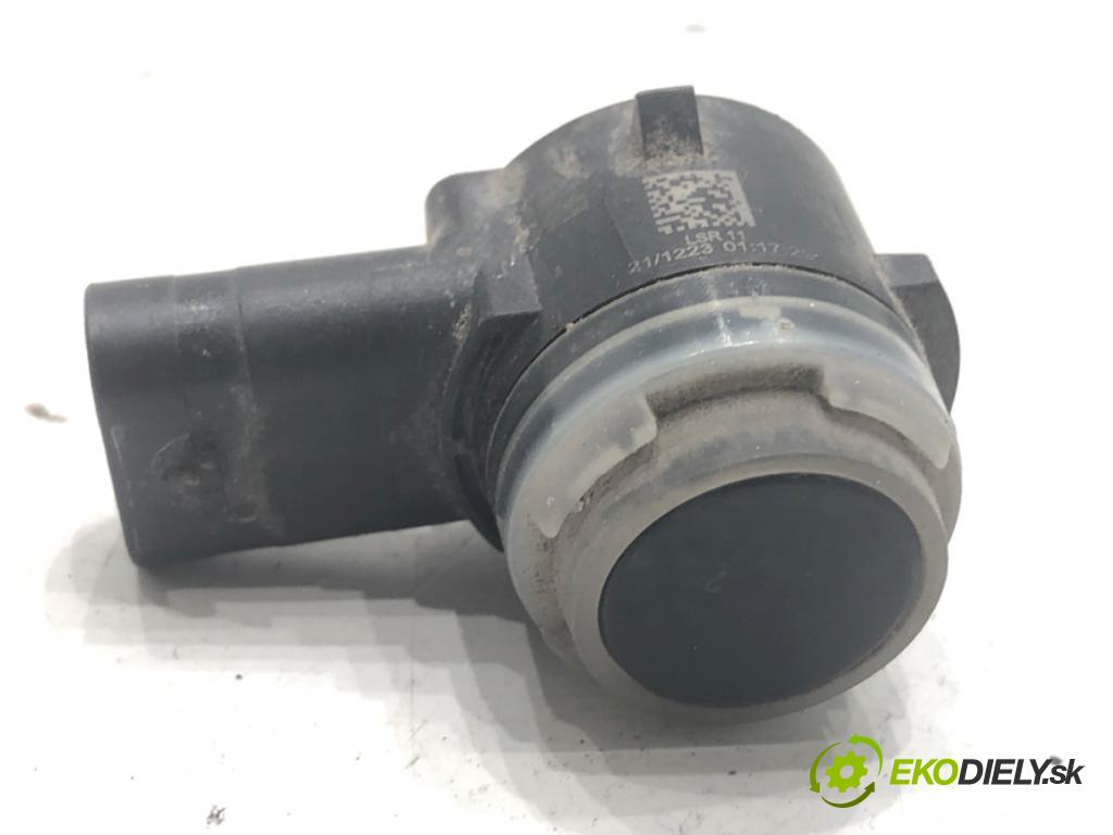 OPEL COMBO D Nadwozie pełne/minivan 2024 81 kW 1.2 1199 snímač PDC 9813348377XX