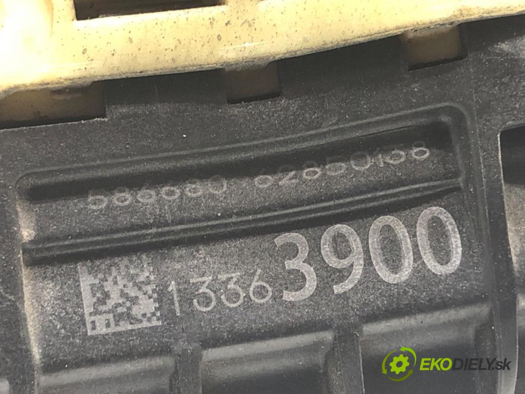 OPEL ASTRA K liftback 2016 92 kW 1.4 Turbo (68) 1399 držák motora 13363900