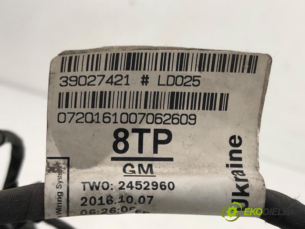OPEL ASTRA K liftback 2016 92 kW 1.4 Turbo (68) 1399 káblovačka PDC přední část 39027421