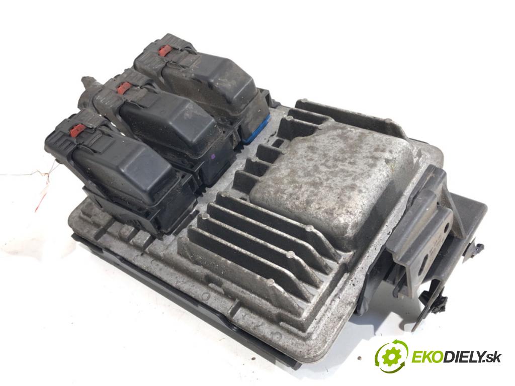 OPEL ASTRA K liftback 2016 92 kW 1.4 Turbo (68) 1399 riadiaca jednotka Motor 12679845 (Riadiaca jednotka)