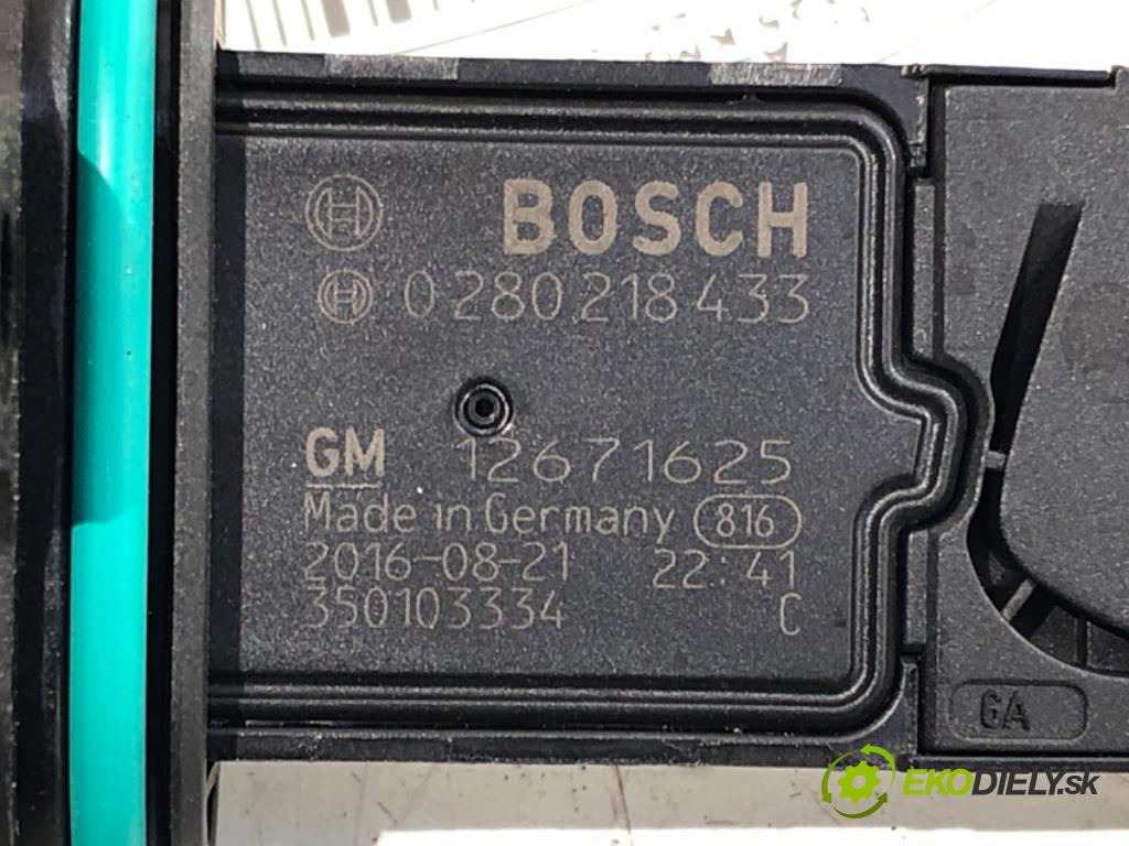 OPEL ASTRA K liftback 2016 92 kW 1.4 Turbo (68) 1399 Váha vzduchu 12671625 (Váha vzduchu)