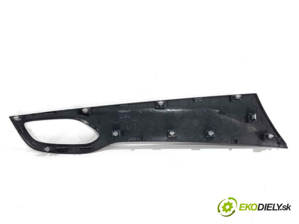 OPEL ASTRA K liftback 2016 92 kW 1.4 Turbo (68) 1399 lišty kryt 13413019 39039741 (Lišta)