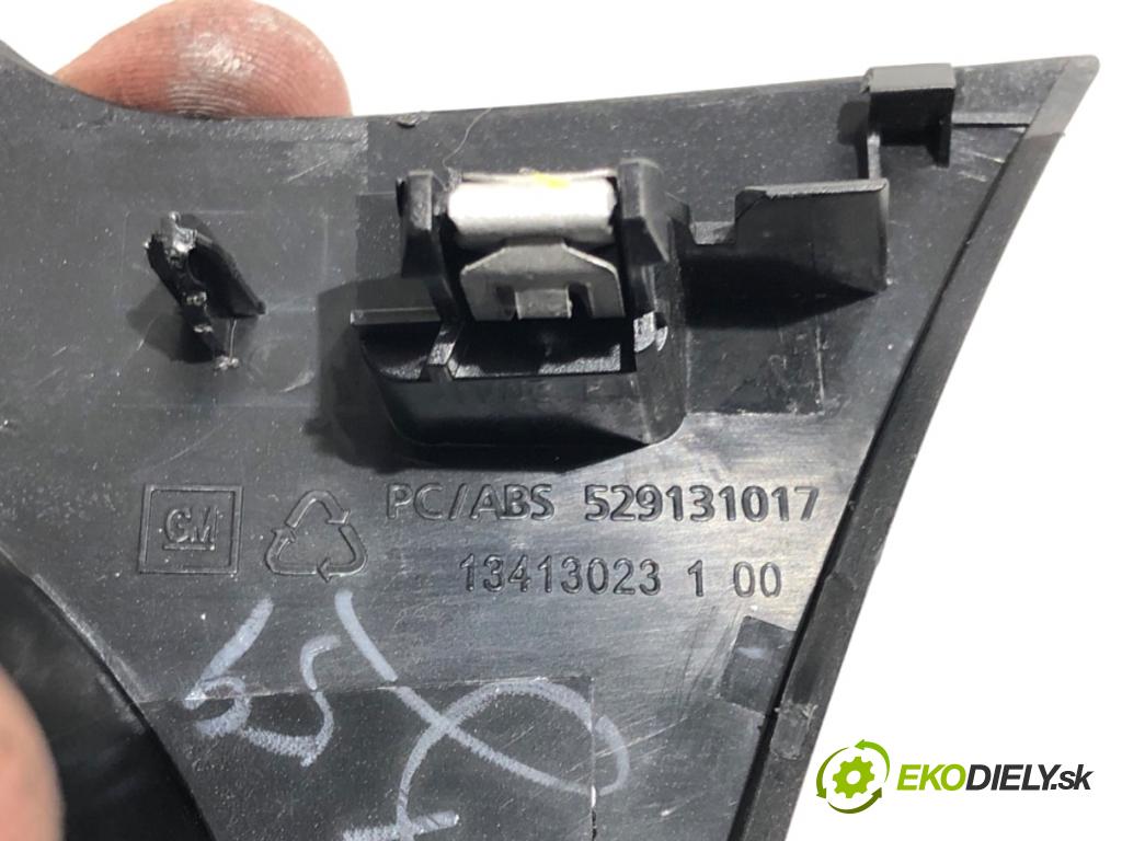 OPEL ASTRA K liftback 2016 92 kW 1.4 Turbo (68) 1399 lišty kryt 13413019 39039741 (Lišta)