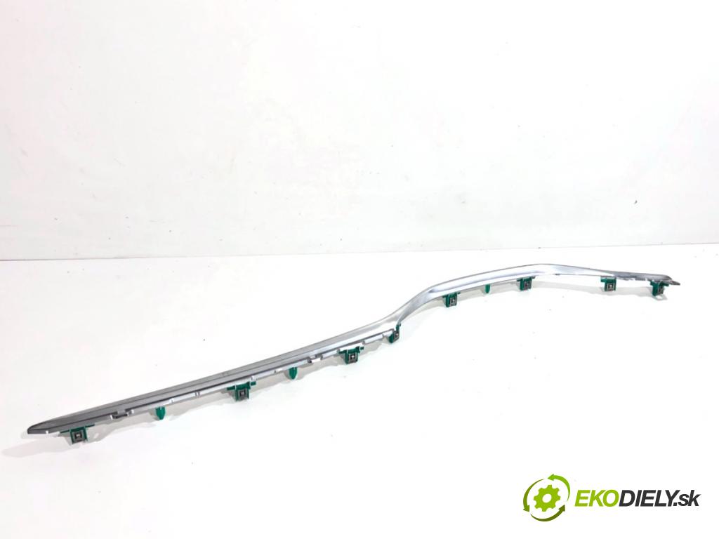 OPEL ASTRA K liftback 2016 92 kW 1.4 Turbo (68) 1399 lišty kryt 13413019 39039741 (Lišta)