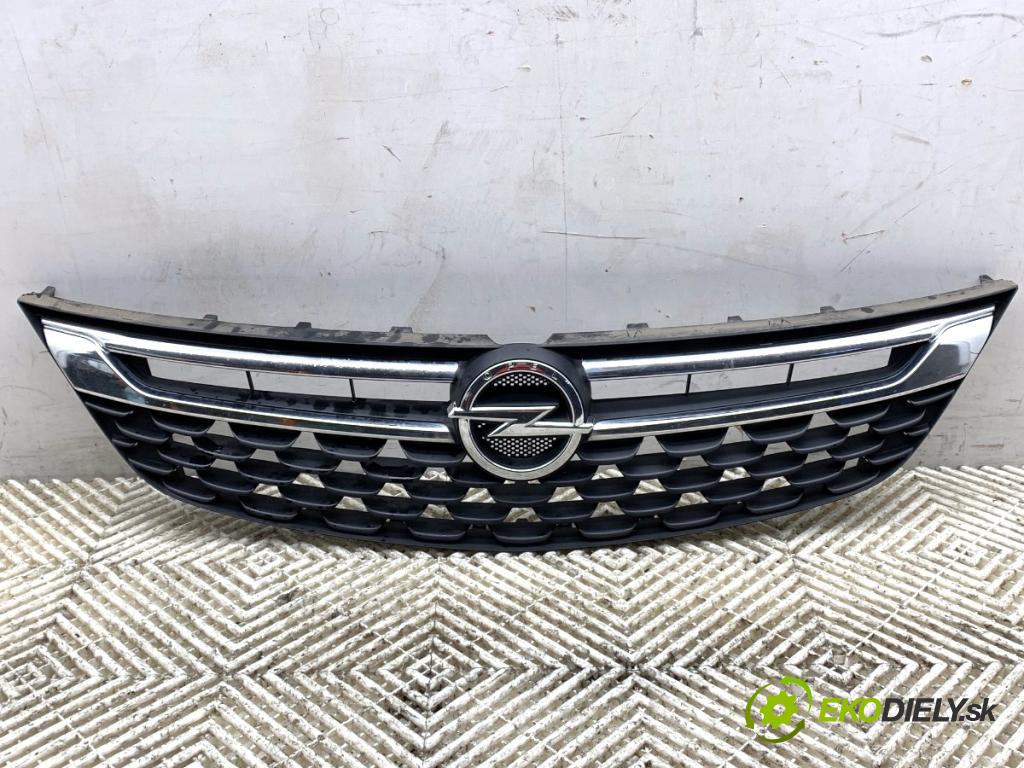OPEL ASTRA K liftback 2016 92 kW 1.4 Turbo (68) 1399 mřížka maska 13464791 (Přední mřížka (maska chladiče))