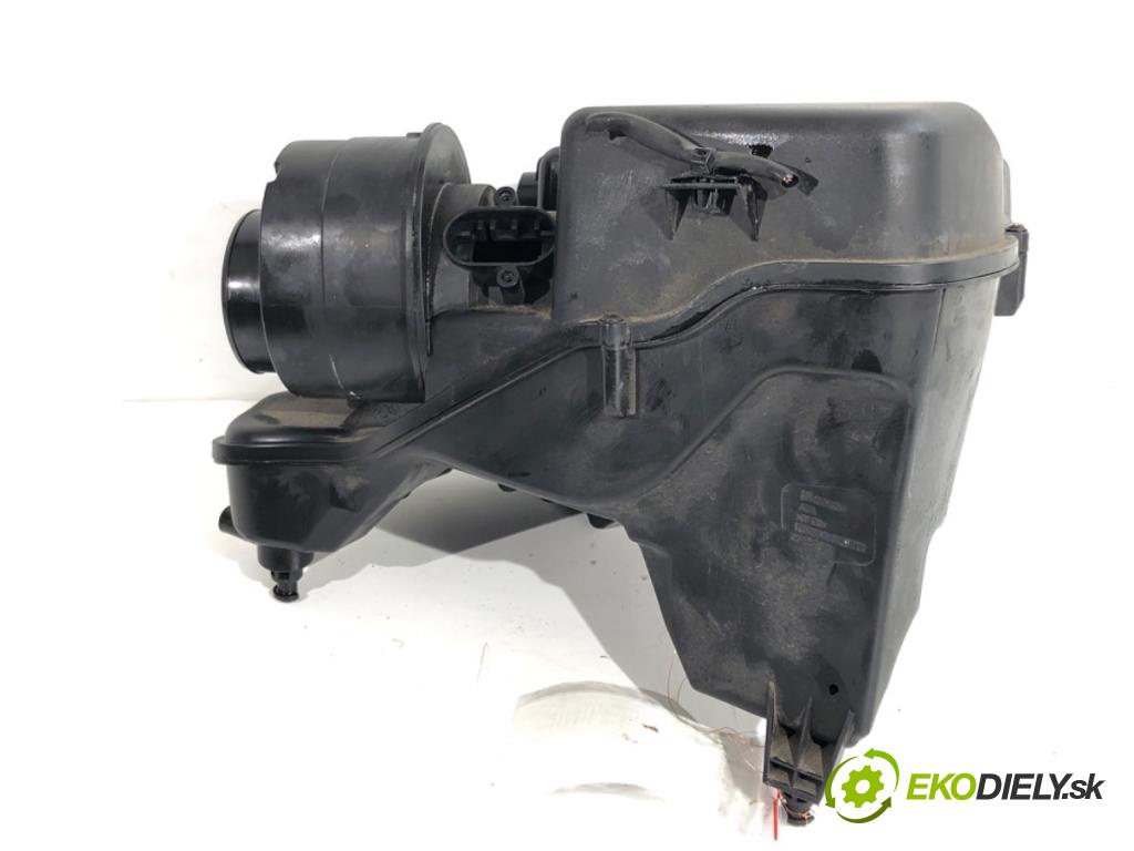 OPEL ASTRA K liftback 2016 92 kW 1.4 Turbo (68) 1399 Obal filtra vzduchu 42496314 (Obal vzduchového filtra)