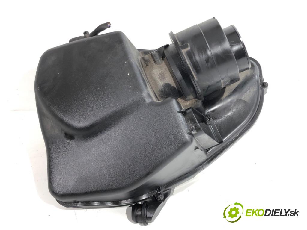 OPEL ASTRA K liftback 2016 92 kW 1.4 Turbo (68) 1399 Obal filtra vzduchu 42496314 (Obal vzduchového filtra)