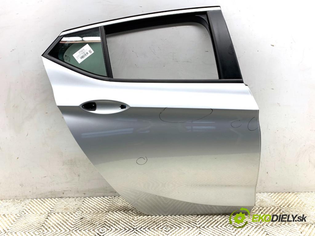 OPEL ASTRA K liftback 2016 92 kW 1.4 Turbo (68) 1399 dveře pravý zadní část 