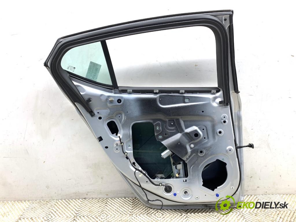 OPEL ASTRA K liftback 2016 92 kW 1.4 Turbo (68) 1399 dveře levý zadní část