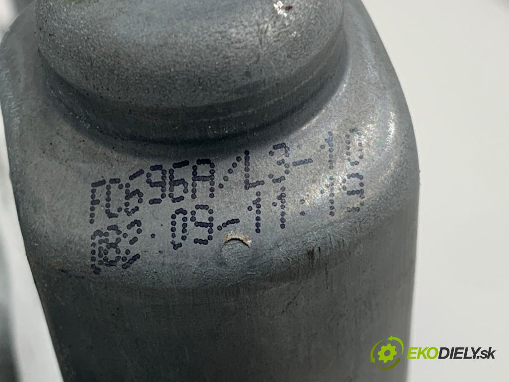 CITROEN C3 liftback 2004 50 kW 1.4 HDi 1398 mechanismus okna pravý zadní část