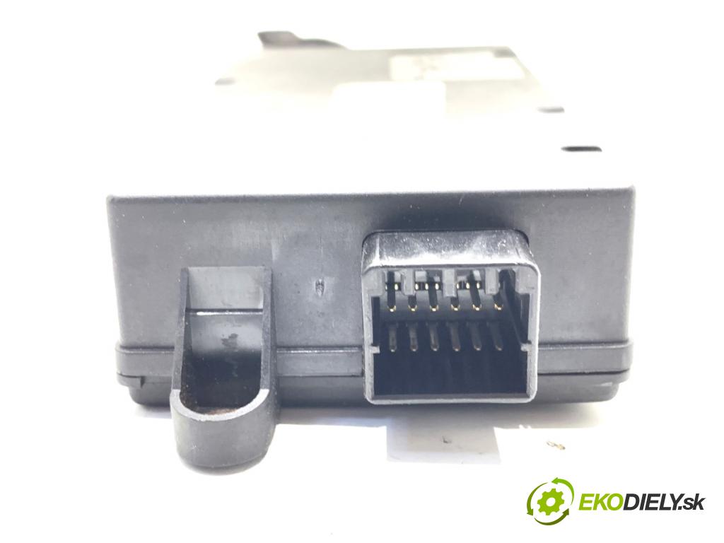 CITROEN C3 liftback 2004 50 kW 1.4 HDi 1398 modul STŘECHA: SCUA42