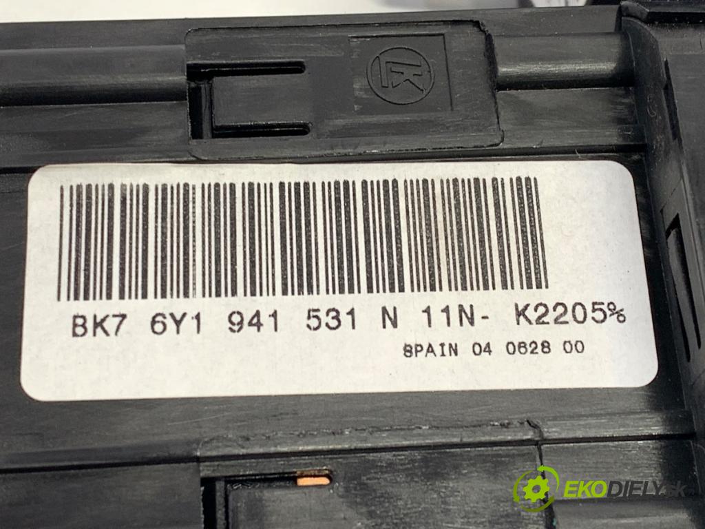 SKODA FABIA I liftback 2005 55 kW 1.4 16V 1390 Spínač svetiel 6Y1941531N
