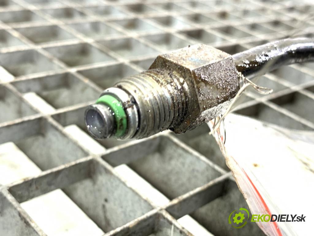 SKODA FABIA I liftback 2005 55 kW 1.4 16V 1390 hadice servočerpadlo  (Trubka servo čerpadla)