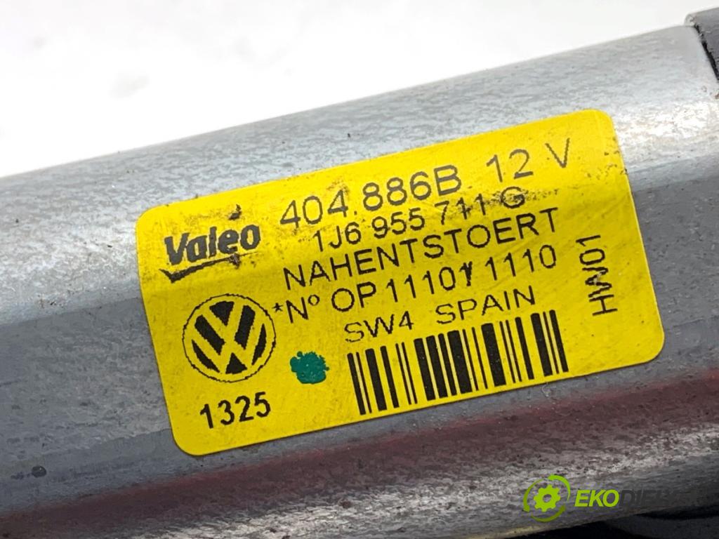 SKODA FABIA I liftback 2005 55 kW 1.4 16V 1390 Motor stieračov zad 1J6955711G