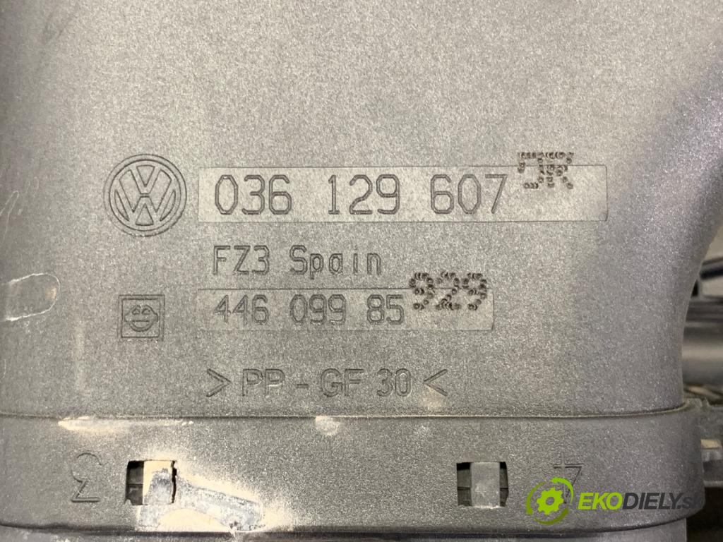 SKODA FABIA I liftback 2005 55 kW 1.4 16V 1390 Obal filtra vzduchu 036129607DR (Obal vzduchového filtra)