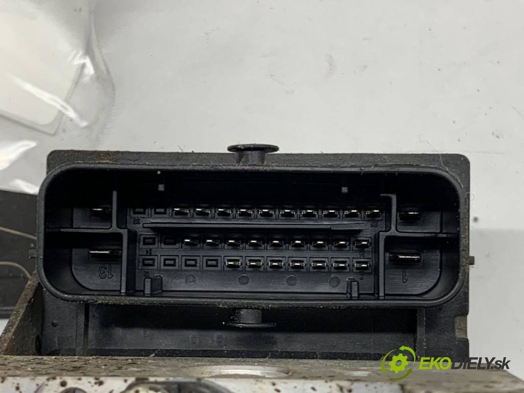 SKODA FABIA I liftback 2005 55 kW 1.4 16V 1390 Pumpa ABS 6Q0614117S (Pumpa ABS)