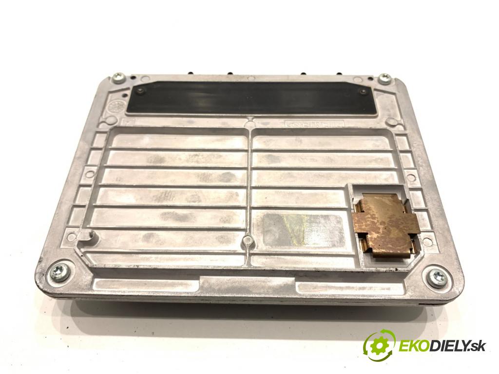 VW PASSAT B5 sedan 1997 74 kW 1.6 1595 riadiaca jednotka Motor 3B0907557 (Riadiaca jednotka)