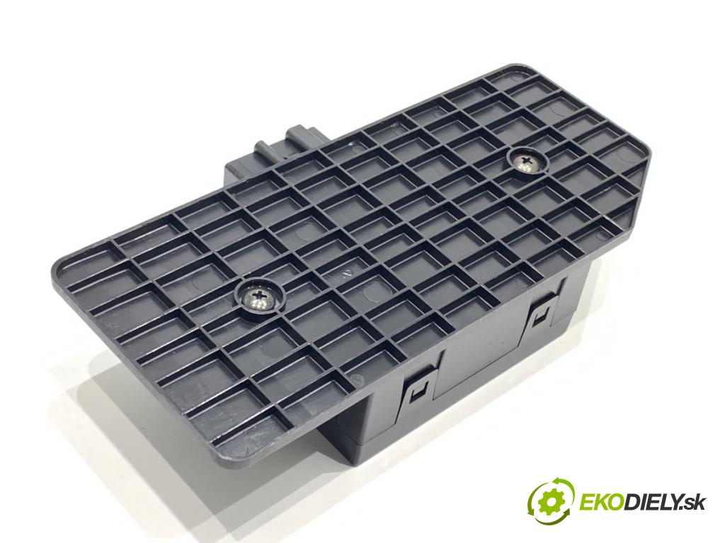 VW PASSAT B5 sedan 1997 74 kW 1.6 1595 Modul komfortu 3B0959799 (Modul komfortu)