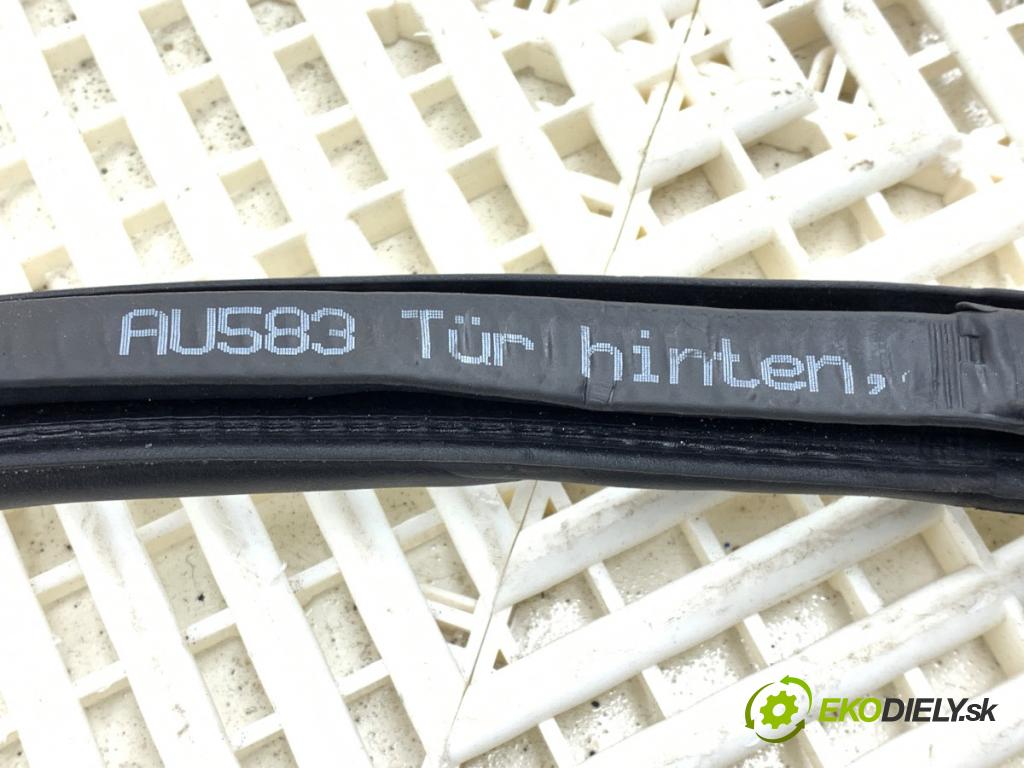 AUDI A7 C8 liftback 2023 195 kW 45 TFSI Mild Hybrid quattro 1984 těsnění rámeček dveře zadní část pravá