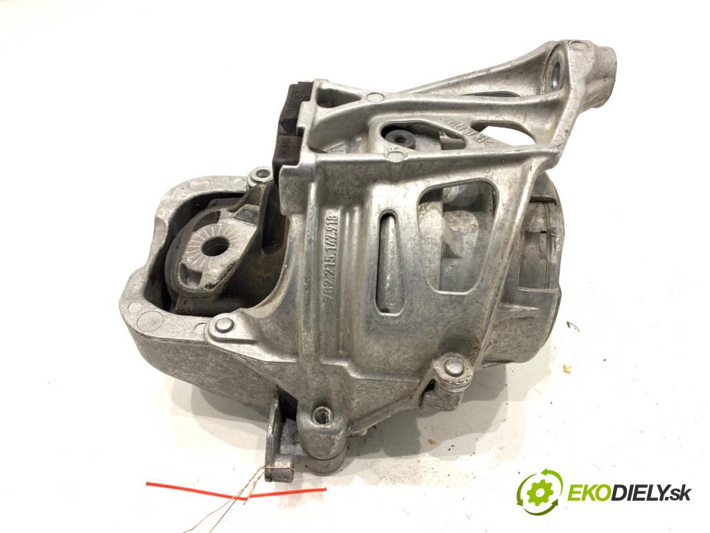 AUDI A7 C8 liftback 2023 195 kW 45 TFSI Mild Hybrid quattro 1984 AirBag motora levý 782215151018