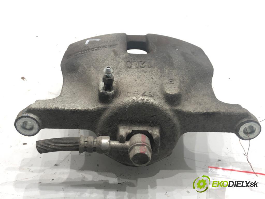 SUZUKI SX4 liftback 2021 95 kW 1.4 Hybrid (Mild Hybrid) (AKK 414) 1373 brzdič třmen levý přední část
