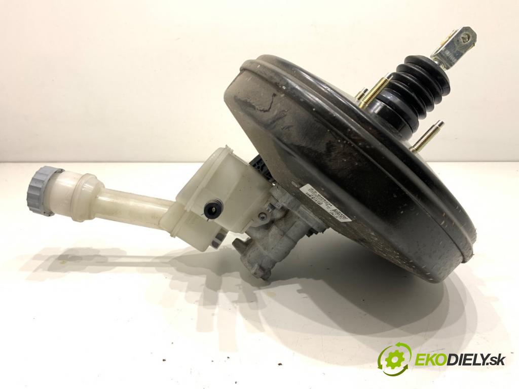 SUZUKI SX4 liftback 2021 95 kW 1.4 Hybrid (Mild Hybrid) (AKK 414) 1373 posilovač bŕzd 0204829786