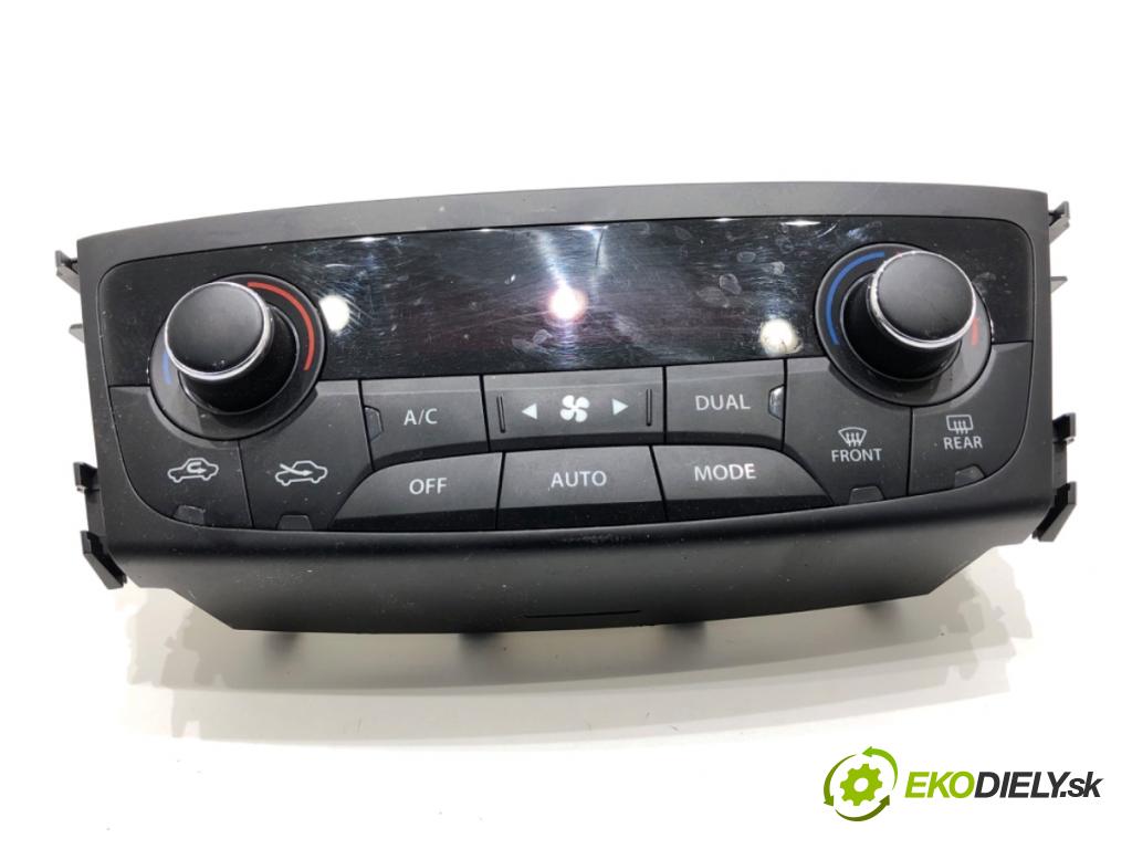 SUZUKI SX4 liftback 2021 95 kW 1.4 Hybrid (Mild Hybrid) (AKK 414) 1373 Panel ovládania kúrenia 39510-61M10 (Prepínacie páčky pod volantom)