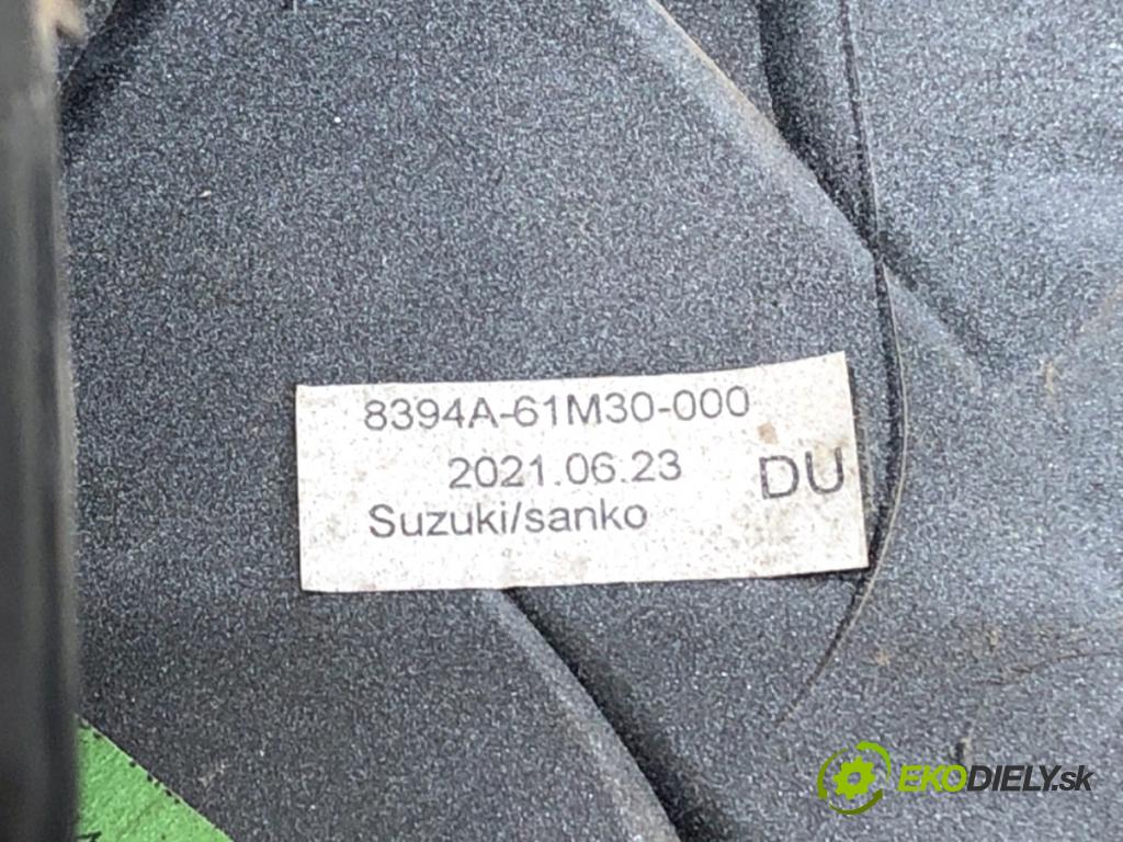 SUZUKI SX4 liftback 2021 95 kW 1.4 Hybrid (Mild Hybrid) (AKK 414) 1373 lišta dveří zadní část 8394A-61M30
