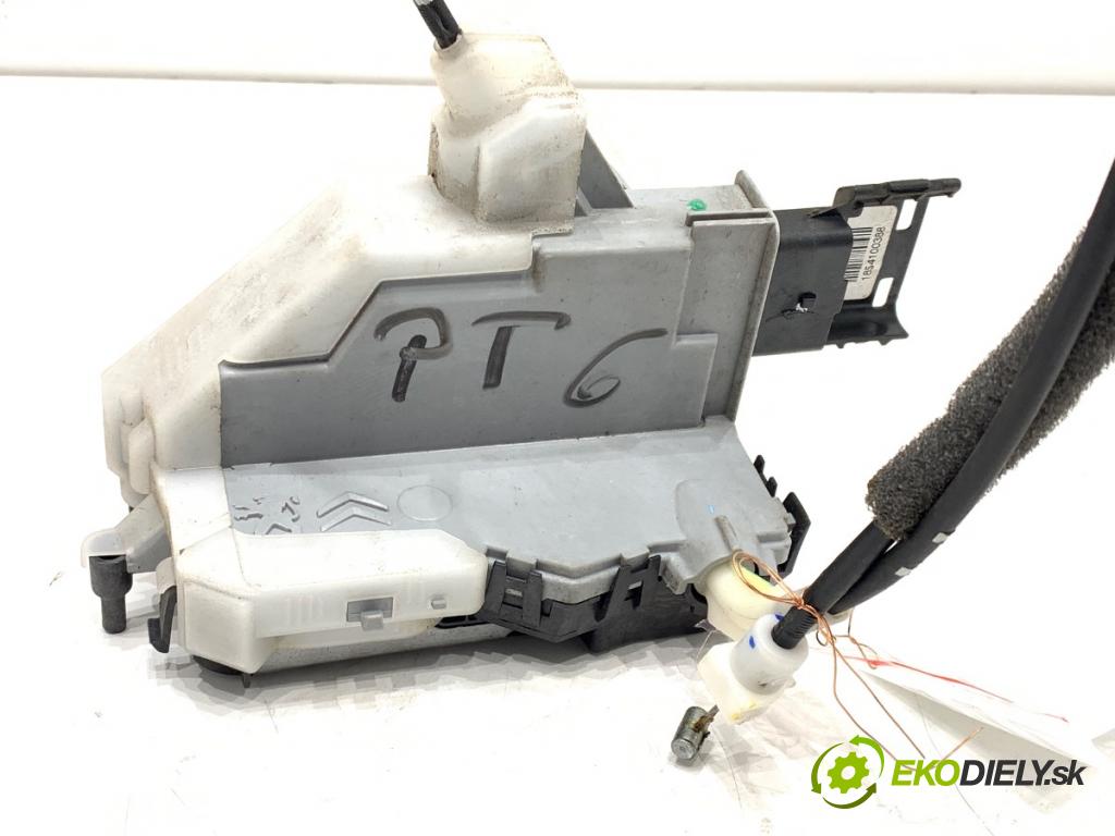 PEUGEOT 3008 nadwozie wielkoprzestrzenne (MPV) 2010 115 kW 1.6 THP 1598 zámok Dvere pravy zad 732298