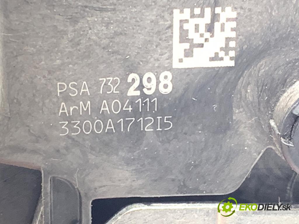 PEUGEOT 3008 nadwozie wielkoprzestrzenne (MPV) 2010 115 kW 1.6 THP 1598 zámok dveře pravý zadní část 732298