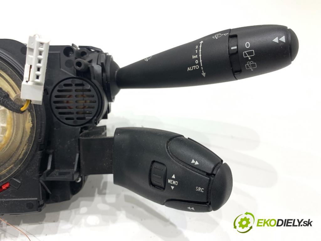 PEUGEOT 3008 nadwozie wielkoprzestrzenne (MPV) 2010 115 kW 1.6 THP 1598 Prepínač kombinovaný 96667320XT (Prepínacie páčky pod volantom)