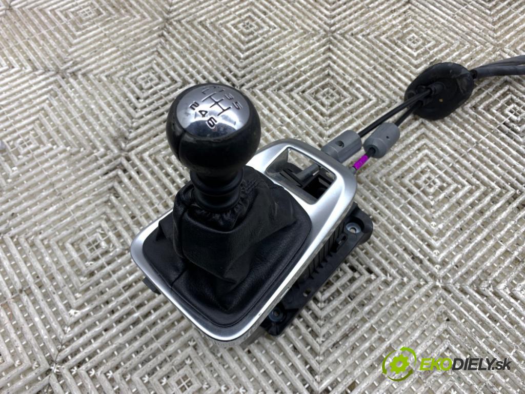 PEUGEOT 3008 nadwozie wielkoprzestrzenne (MPV) 2010 115 kW 1.6 THP 1598 Kulisa 9673346080 (Rýchlostná páka (kulisa))