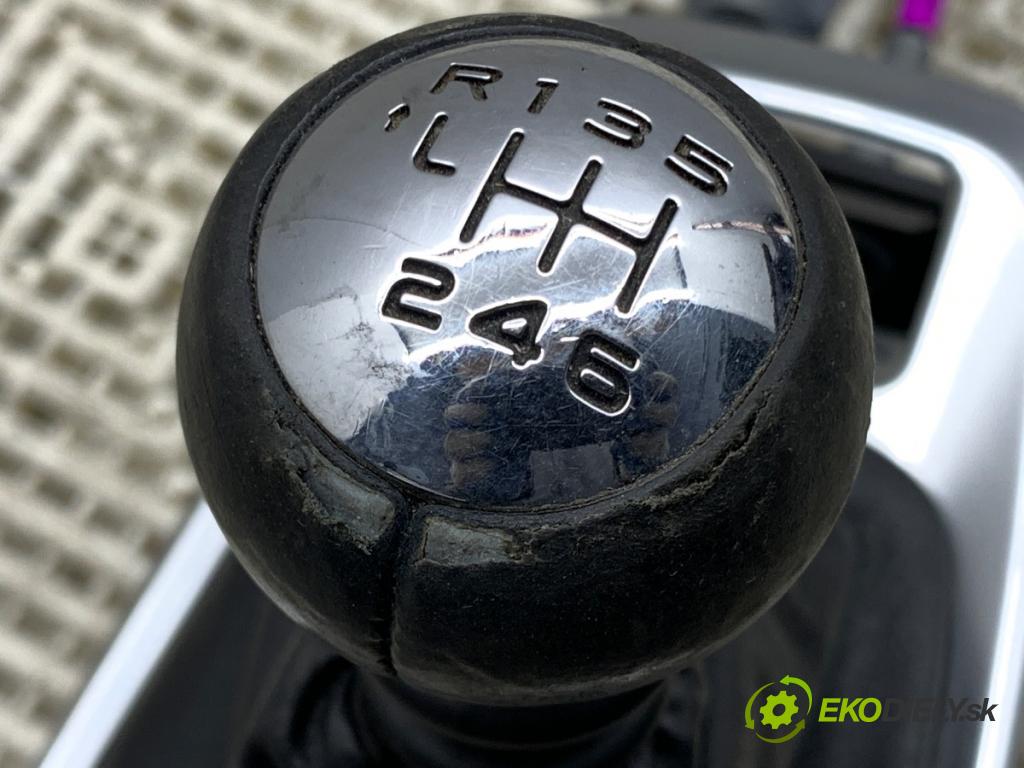 PEUGEOT 3008 nadwozie wielkoprzestrzenne (MPV) 2010 115 kW 1.6 THP 1598 Kulisa 9673346080 (Rýchlostná páka (kulisa))