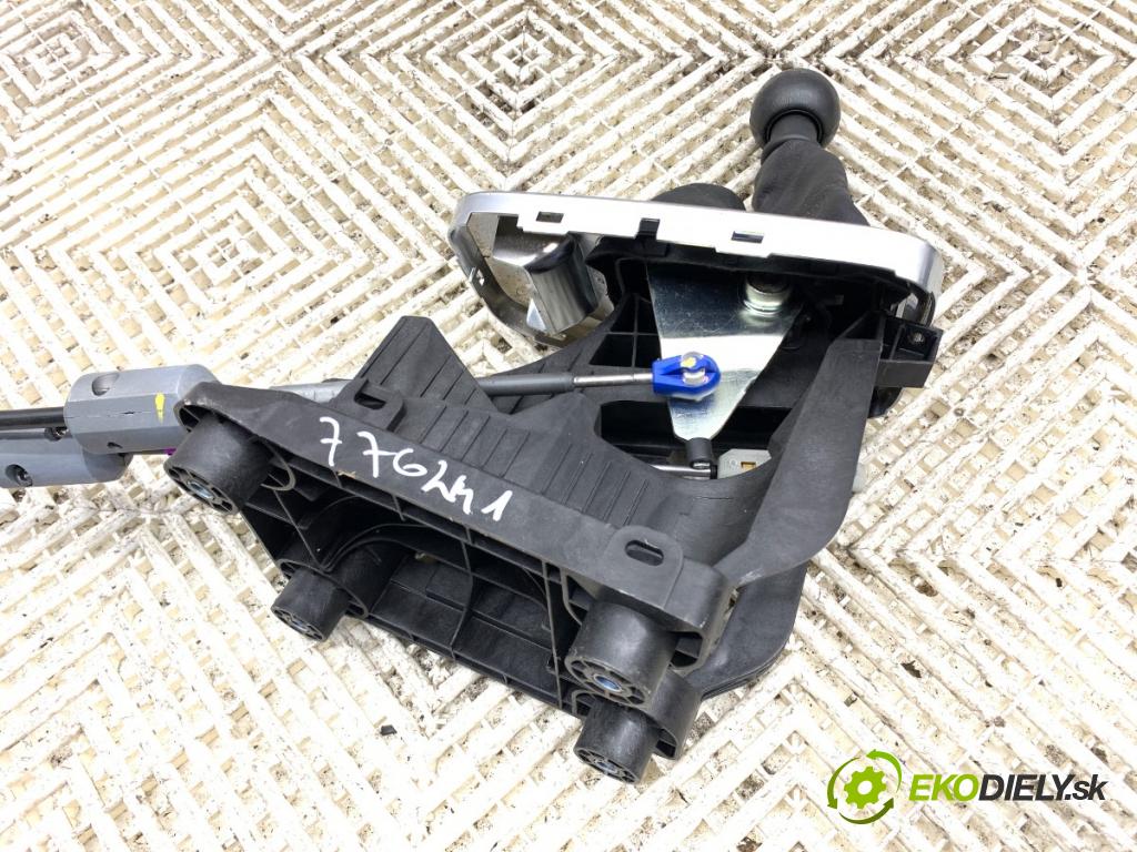 PEUGEOT 3008 nadwozie wielkoprzestrzenne (MPV) 2010 115 kW 1.6 THP 1598 Kulisa 9673346080 (Rýchlostná páka (kulisa))