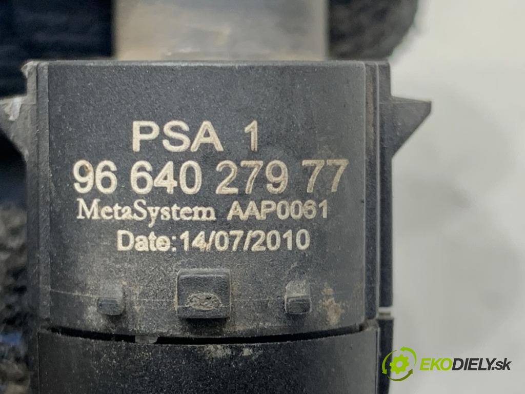 PEUGEOT 3008 nadwozie wielkoprzestrzenne (MPV) 2010 115 kW 1.6 THP 1598 snímač PDC 9664027977