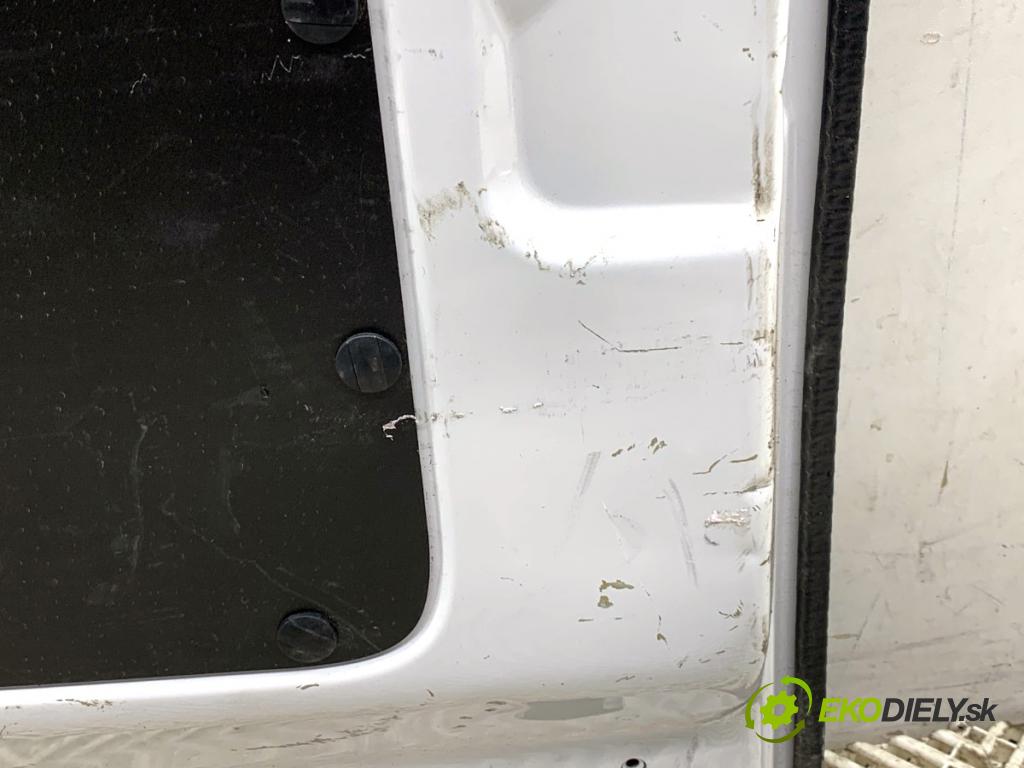 OPEL COMBO D Nadwozie pełne/minivan 2024 81 kW 1.2 1199 dveře zadní část pravé  (Klika dveří ostatní)