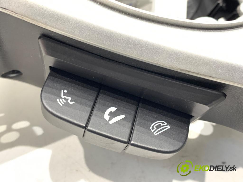 SUZUKI SX4 liftback 2021 95 kW 1.4 Hybrid (Mild Hybrid) (AKK 414) 1373 Volant 48110-60P81 (Volant)