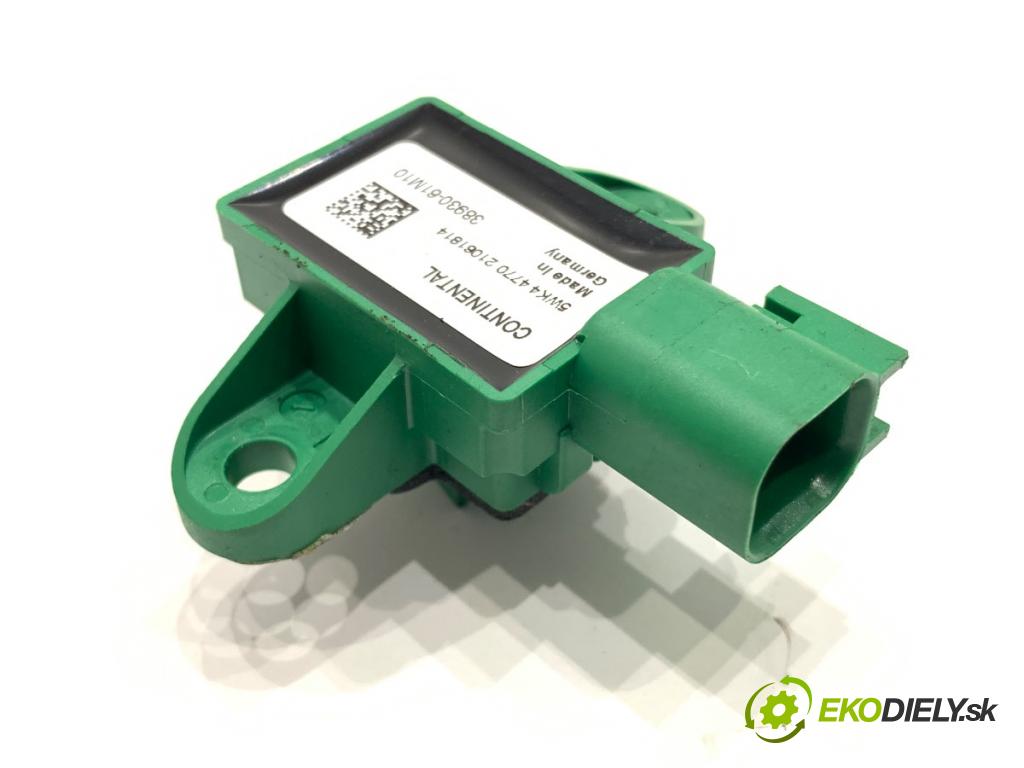 SUZUKI SX4 liftback 2021 95 kW 1.4 Hybrid (Mild Hybrid) (AKK 414) 1373 Snímač nárazu 38930-61M10 (Snímač nárazu)