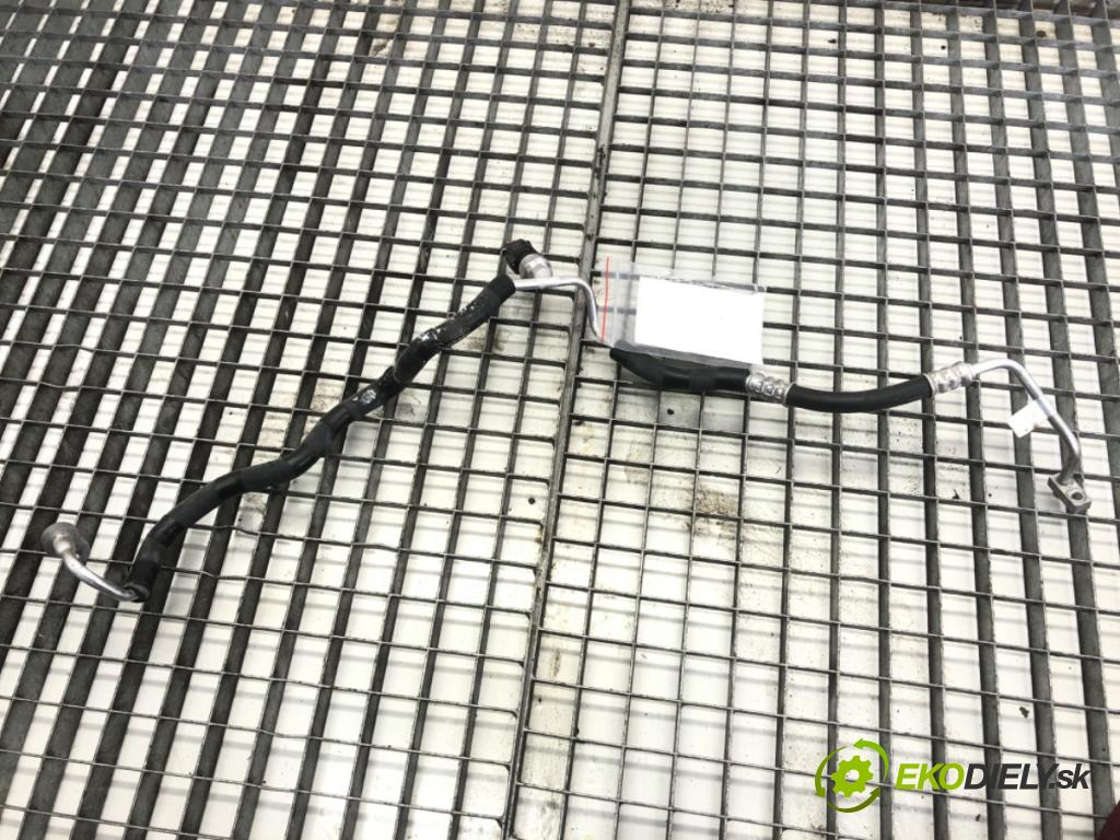 SUZUKI SX4 liftback 2021 95 kW 1.4 Hybrid (Mild Hybrid) (AKK 414) 1373 rúrka klimatizácie  (Rúrka klimatizácie)