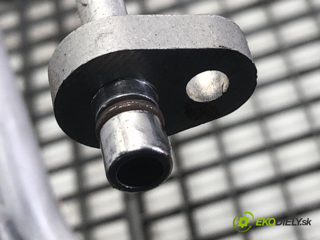 SUZUKI SX4 liftback 2021 95 kW 1.4 Hybrid (Mild Hybrid) (AKK 414) 1373 rúrka klimatizácie 95746-74S00 (Rúrka klimatizácie)