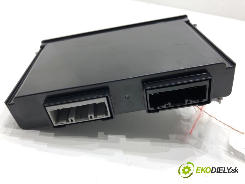 SUZUKI SX4 liftback 2021 95 kW 1.4 Hybrid (Mild Hybrid) (AKK 414) 1373 Modul komfortu 36780-58T00 (Modul komfortu)