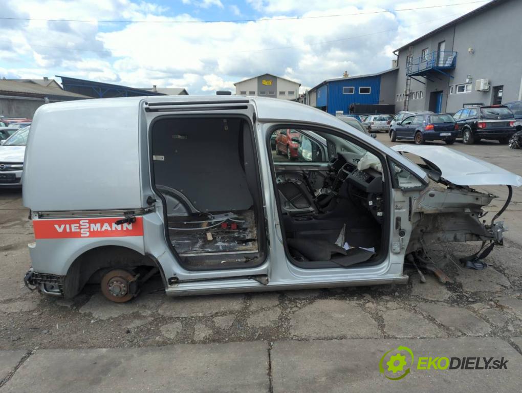 VW CADDY IV Nadwozie pełne/minivan 2020 75 kW 2.0 TDI 1968 KAROSERIA ČTVRŤÁK blatník zadní část levý pravý práh střecha PODŁUŻNICA levý pravý