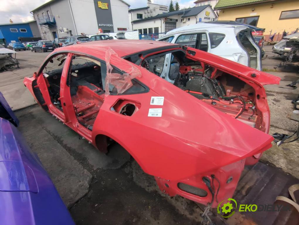 AUDI A7 C8 liftback 2023 195 kW 45 TFSI Mild Hybrid quattro 1984 karoséria ČTVRŤÁK: Blatník zad ľavy pravy prah strecha PODŁUŻNICA ľavy pravy