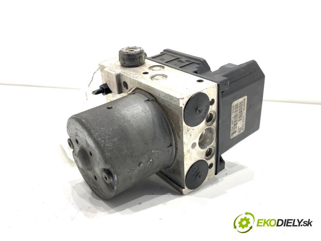 AUDI A4 B6 sedan 2003 96 kW 2.0 1984 Pumpa ABS 0265225048 (Pumpa ABS)
