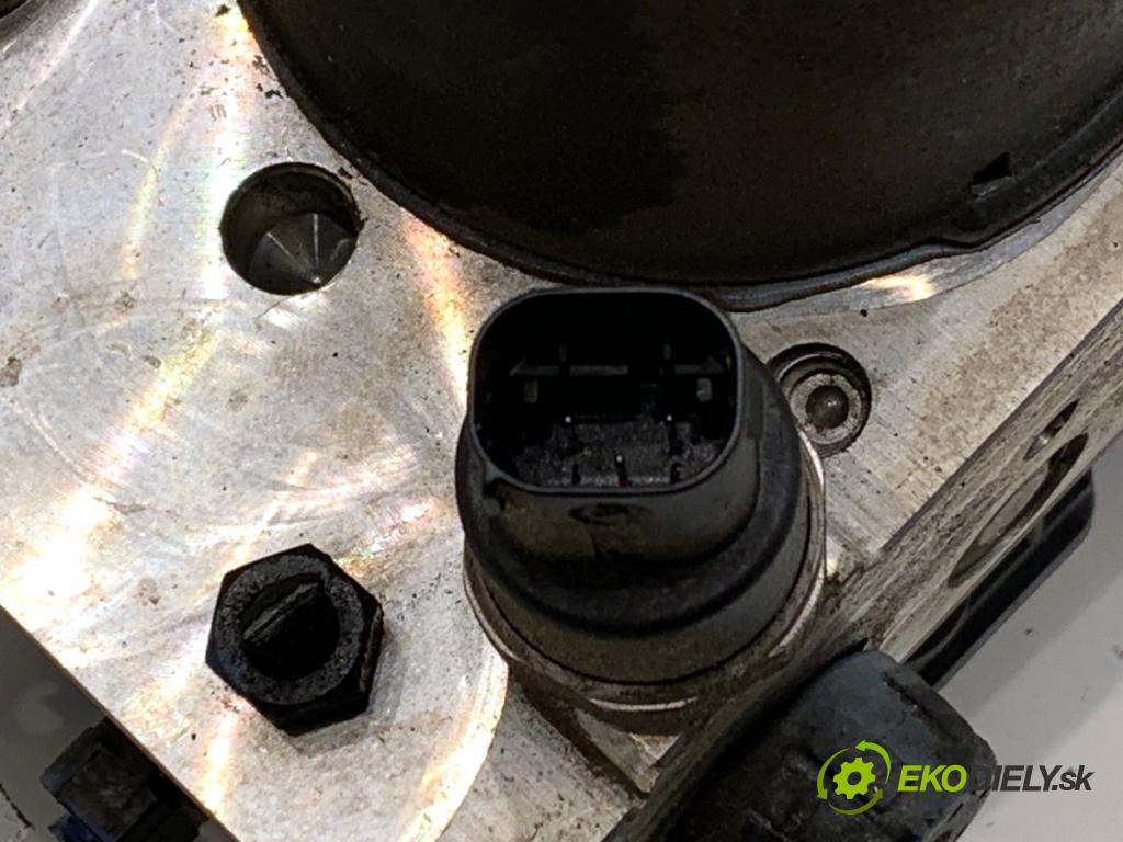 AUDI A4 B6 sedan 2003 96 kW 2.0 1984 Pumpa ABS 0265225048 (Pumpa ABS)