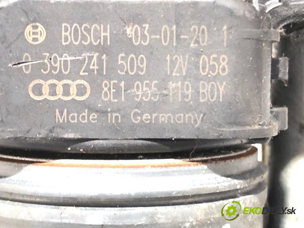 AUDI A4 B6 sedan 2003 96 kW 2.0 1984 Mechanizmus stieračov predný 8E1955119 (Motorček stieračov predný)