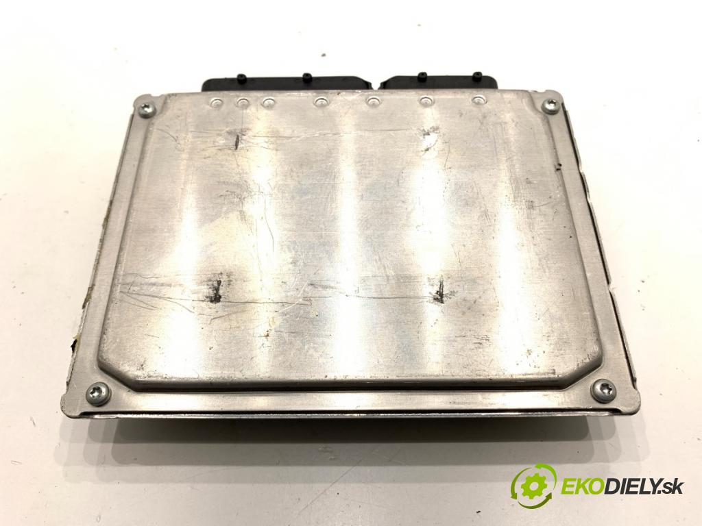 AUDI A4 B6 sedan 2003 96 kW 2.0 1984 riadiaca jednotka Motor 8E0909557H (Riadiaca jednotka)